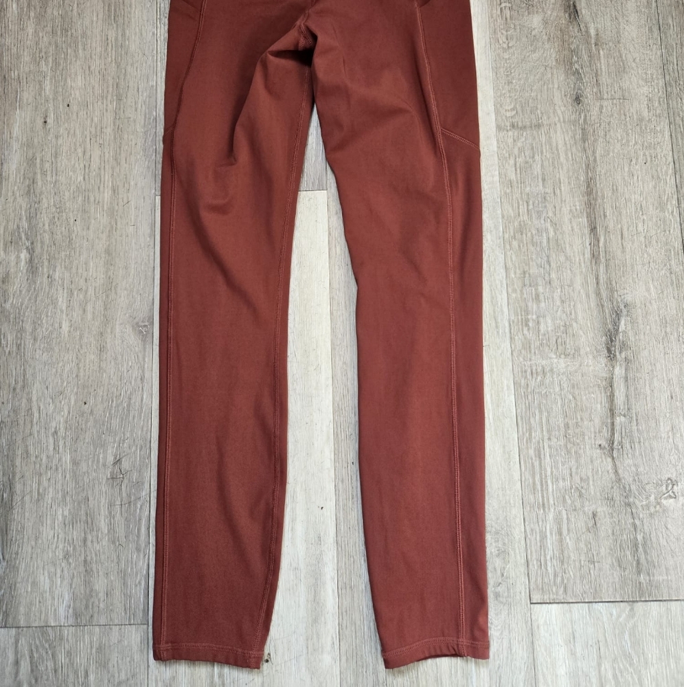 Vuori Stride Legging Size XS Maroon Color - Picture 5 of 6